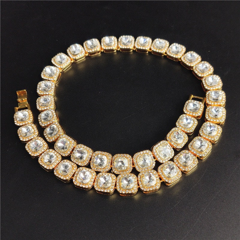 Dawn Bricks Chain